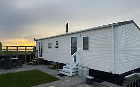 Prachtig Chalet De Zee Ster